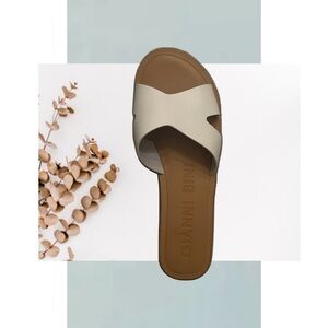 Gianni Bini New Sandals